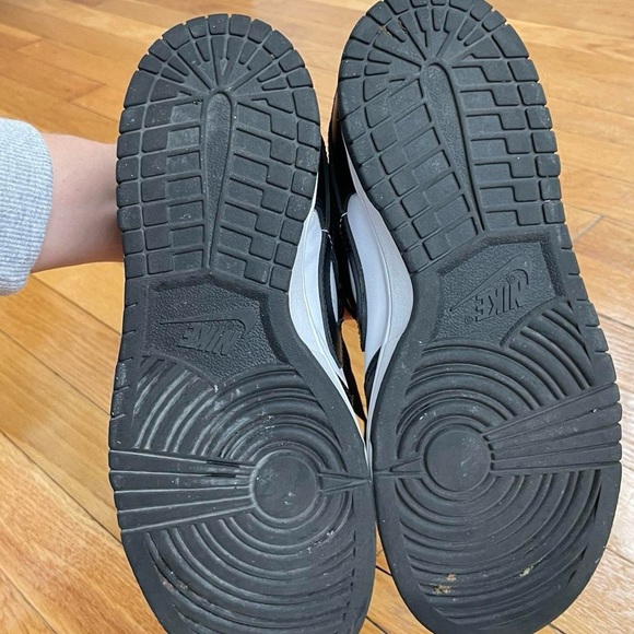 Nike sneakers - Picture 4 of 4